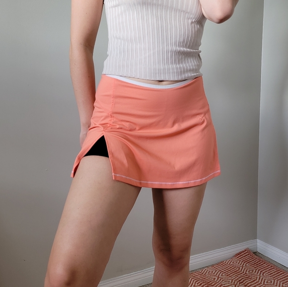 New Balance Peach Tennis Skort w/ 2 Slits - Picture 3 of 4